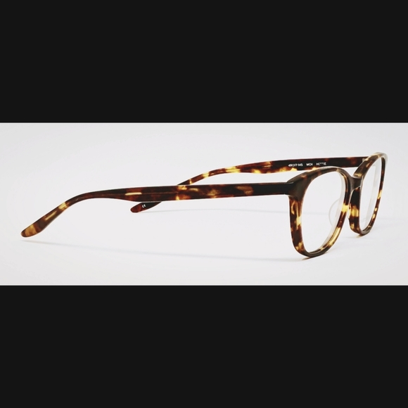 Barton Perreira :: Hettie - Picture 8 of 9